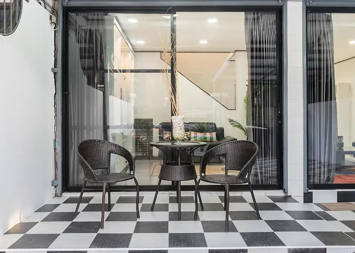 Miq Hk16, Huay Kwang Mrt, 3br, Pool Table فيلة بانكوك