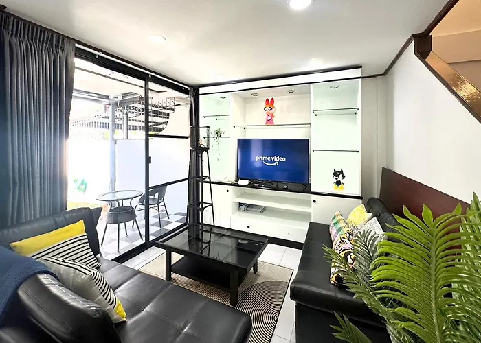 Miq Hk16, Huay Kwang Mrt, 3br, Pool Table * بانكوك