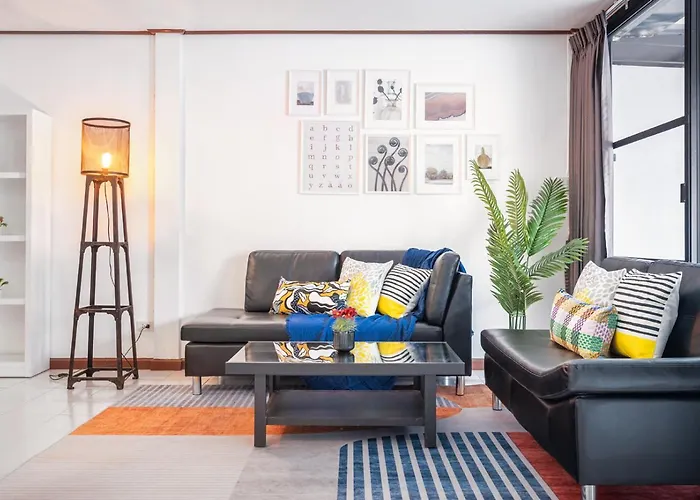 Miq Hk16, Huay Kwang Mrt, 3br, Pool Table فيلة *
