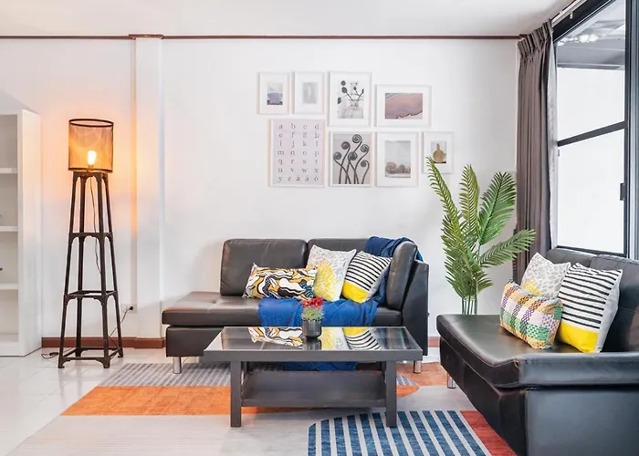 Miq Hk16, Huay Kwang Mrt, 3br, Pool Table * بانكوك