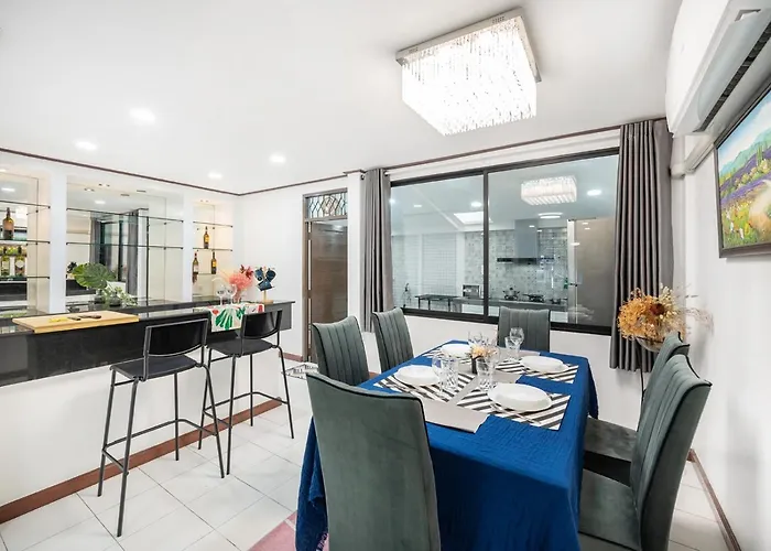 Miq Hk16, Huay Kwang Mrt, 3br, Pool Table فيلة بانكوك