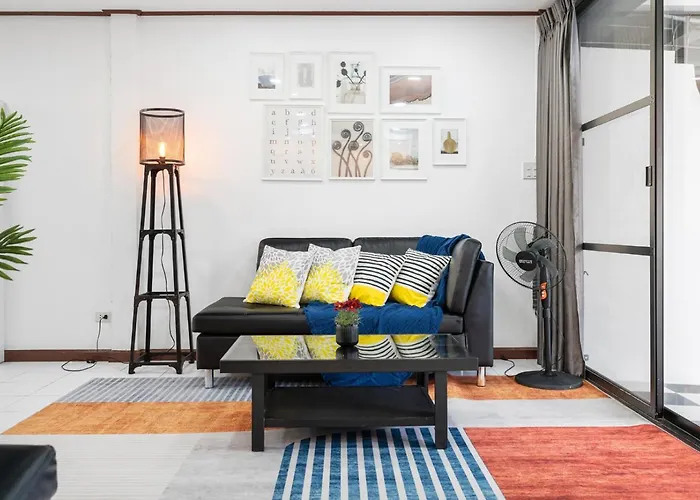 Miq Hk16, Huay Kwang Mrt, 3br, Pool Table * بانكوك