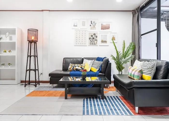 Miq Hk16, Huay Kwang Mrt, 3br, Pool Table