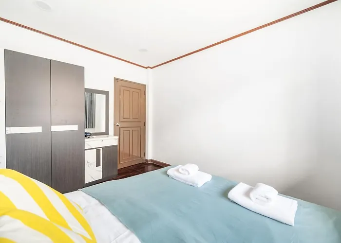 Miq Hk16, Huay Kwang Mrt, 3br, Pool Table فيلة *