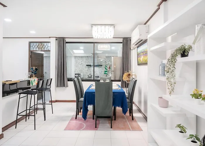 Miq Hk16, Huay Kwang Mrt, 3br, Pool Table فيلة بانكوك
